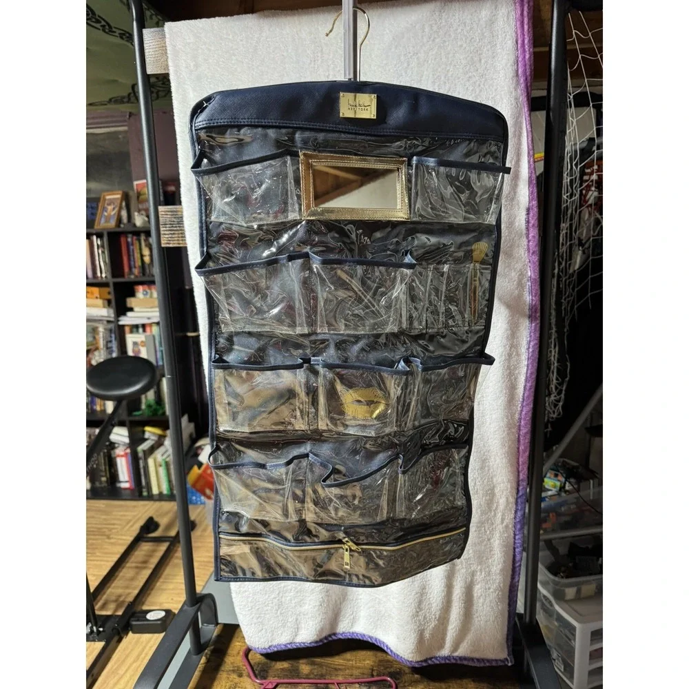 Nicole Miller Cosmetic Holder Travel/wall Navy Color